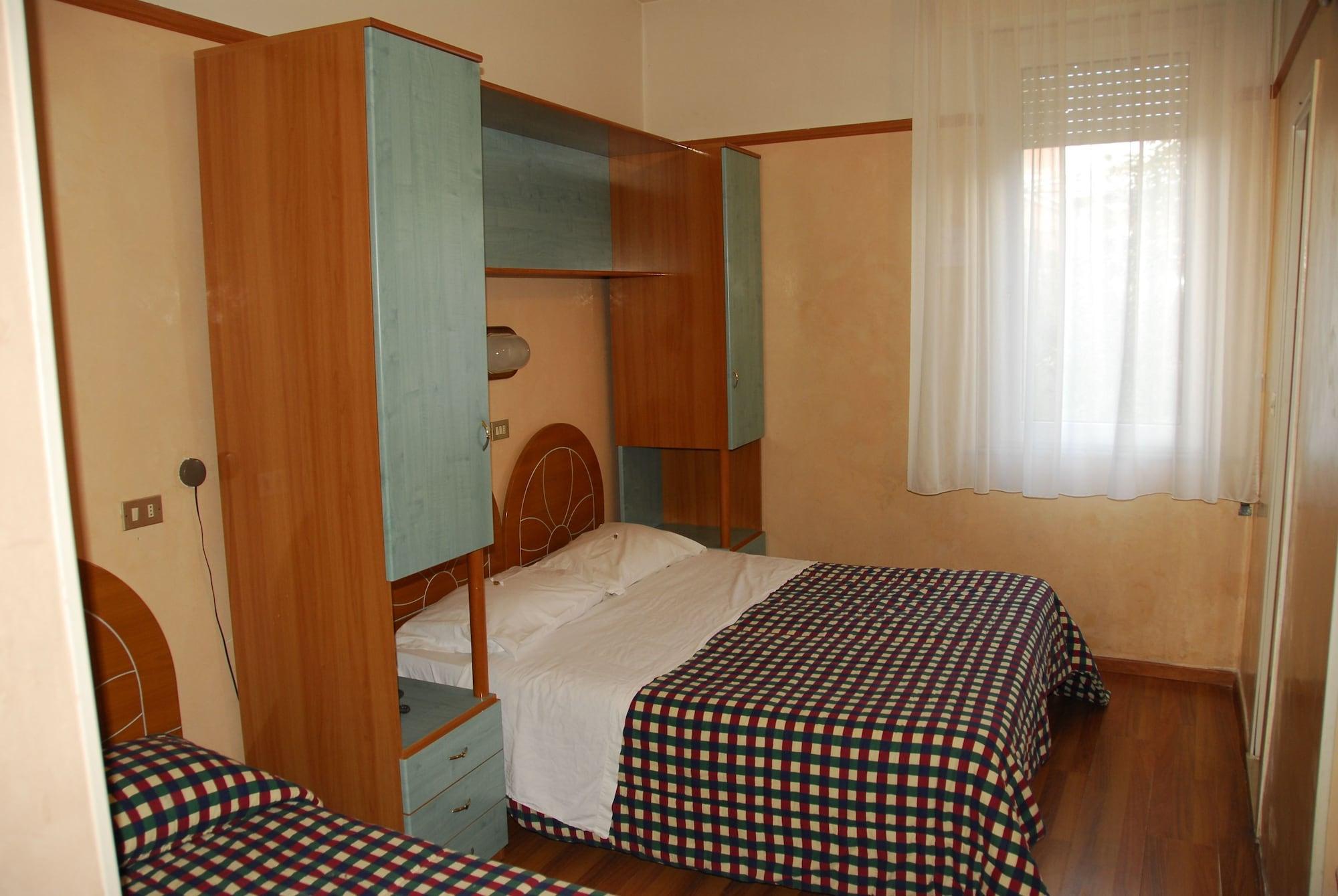Hotel Britannia Rimini Marina Centro מראה חיצוני תמונה