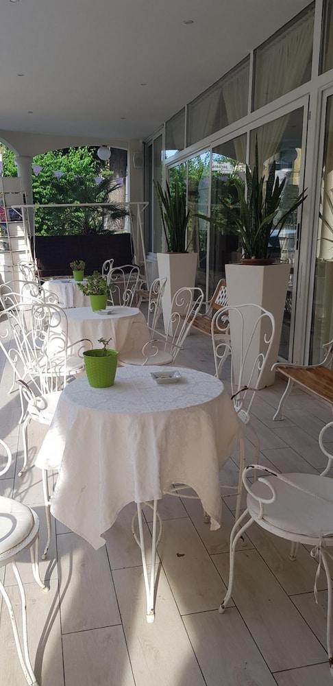 Hotel Britannia Rimini Marina Centro מראה חיצוני תמונה