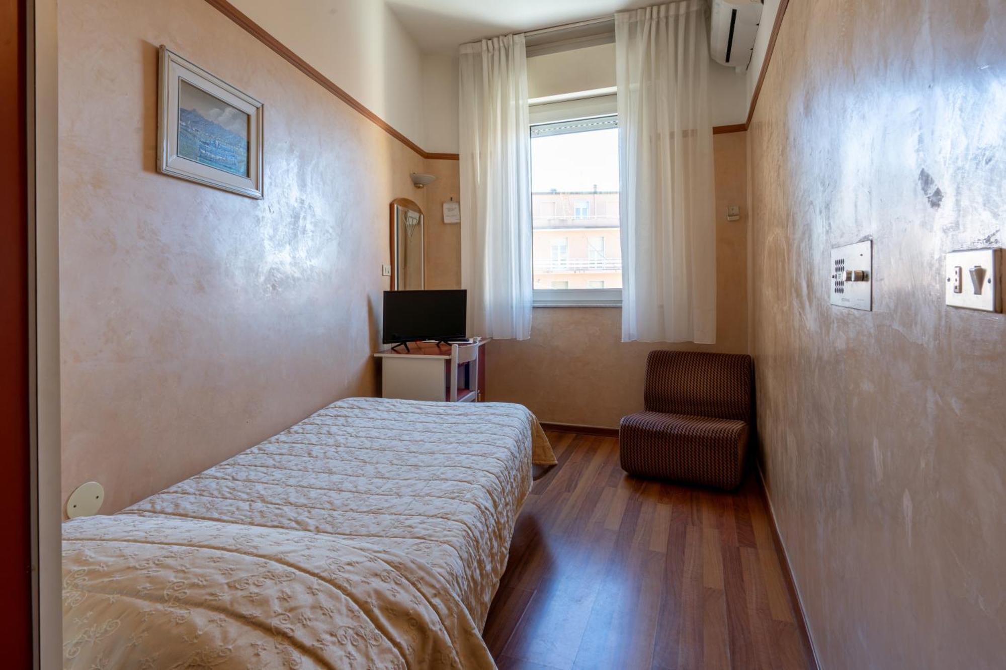 Hotel Britannia Rimini Marina Centro מראה חיצוני תמונה