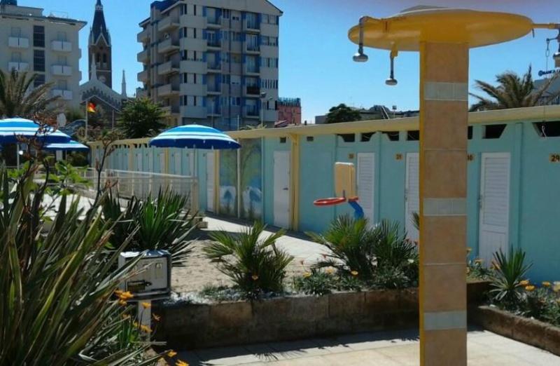 Hotel Britannia Rimini Marina Centro מראה חיצוני תמונה