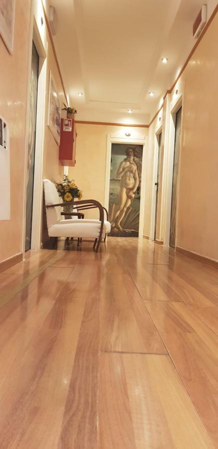 Hotel Britannia Rimini Marina Centro מראה חיצוני תמונה