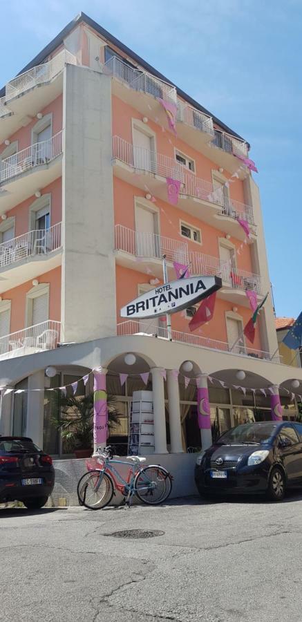 Hotel Britannia Rimini Marina Centro מראה חיצוני תמונה
